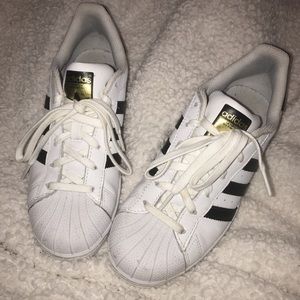 Adidas Superstars Size Women’s 7.5